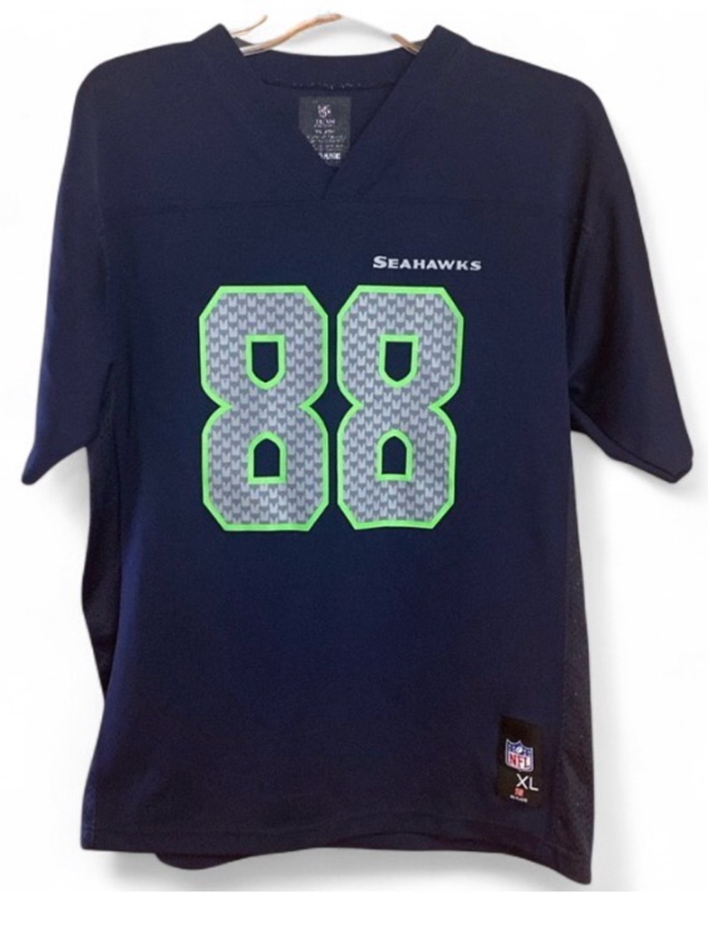 NFL Football Boys XL 18-20 NFL Seattle Seahawks Jimmy Graham #88 Jersey Navy